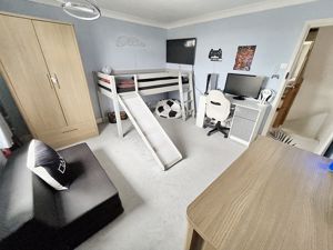 Bedroom- click for photo gallery